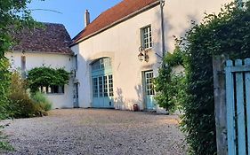 Ferme equestre Gateau Stables Domaine de Varenne